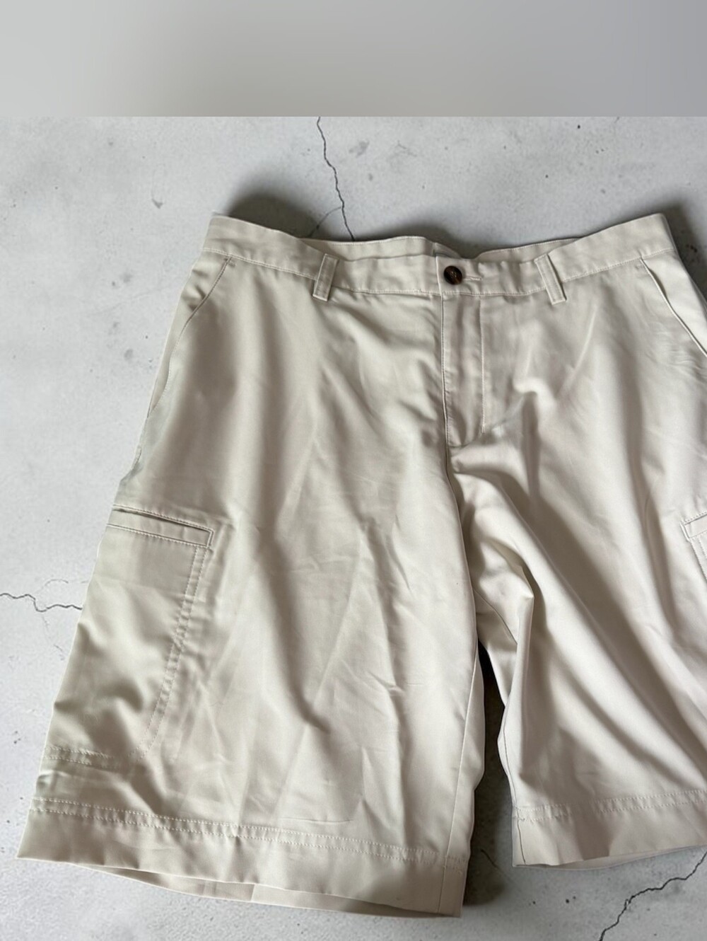Adidas Golf Men's Performance Cargo Shorts Beige Size 34 Lightweight Casual Golf